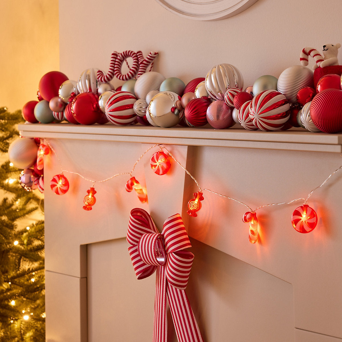 10 Warm white Sweets LED String lights With timer function Clear cable