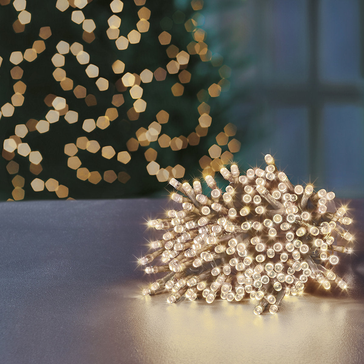 200 Warm white LED String lights With timer function
