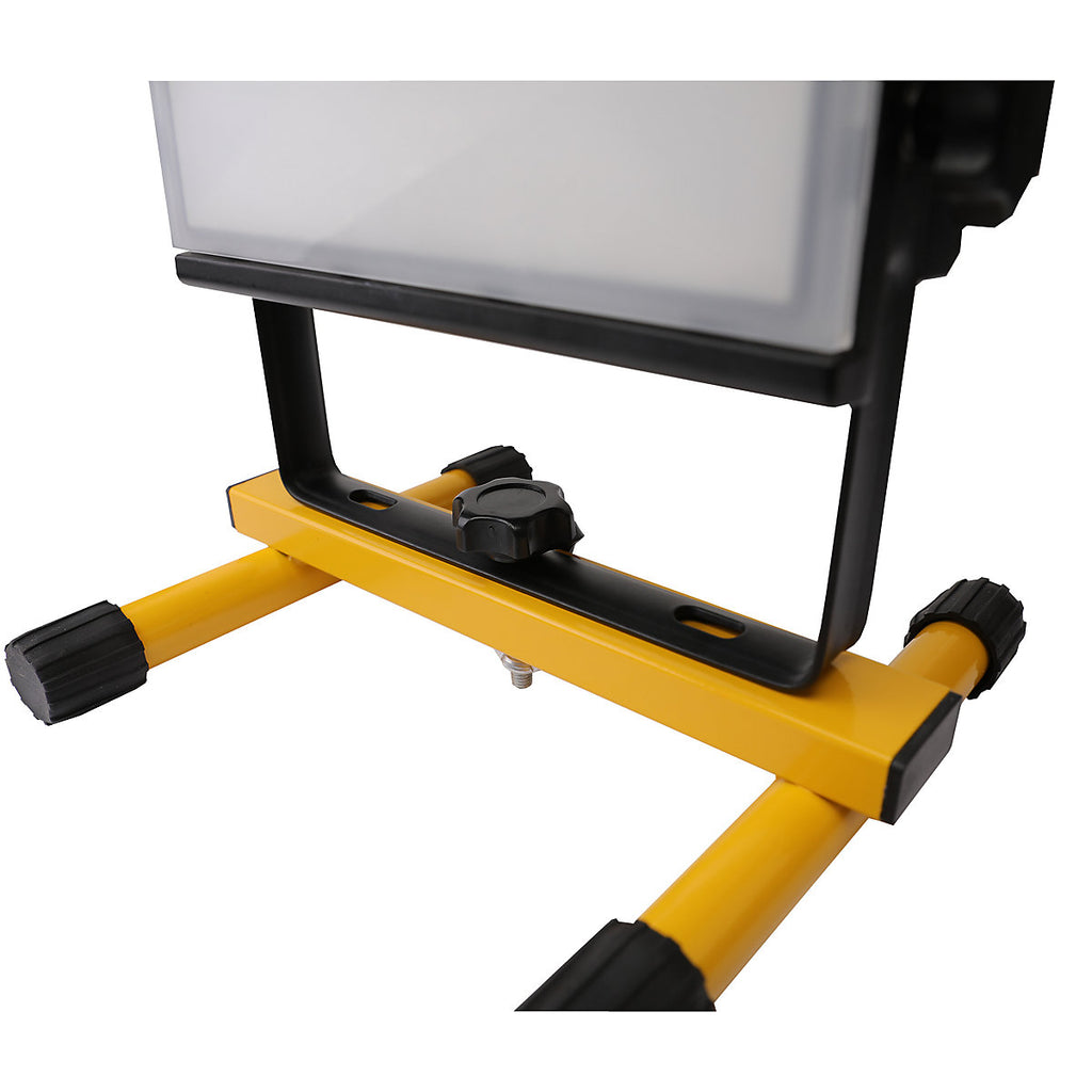 20W LED Rechargeable Work light, 2000lm - Refurbished