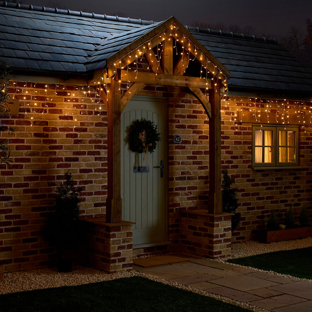 720 Warm white Icicle LED Icicle lights With timer function Clear cable