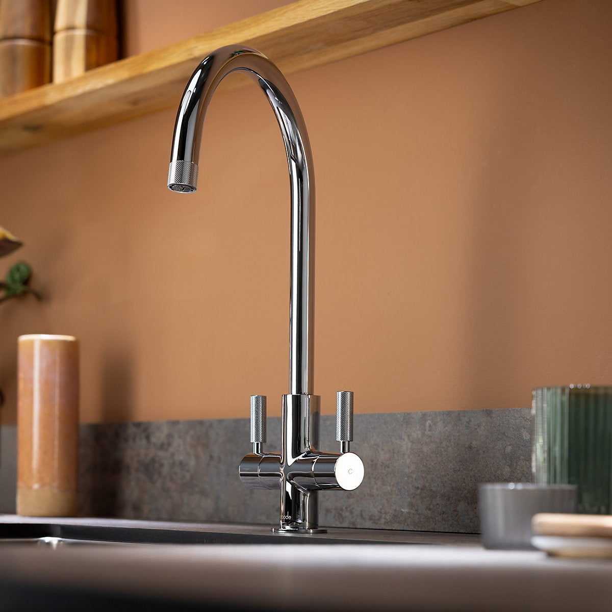 Abode Knurle Chrome-plated Kitchen Mono mixer Tap