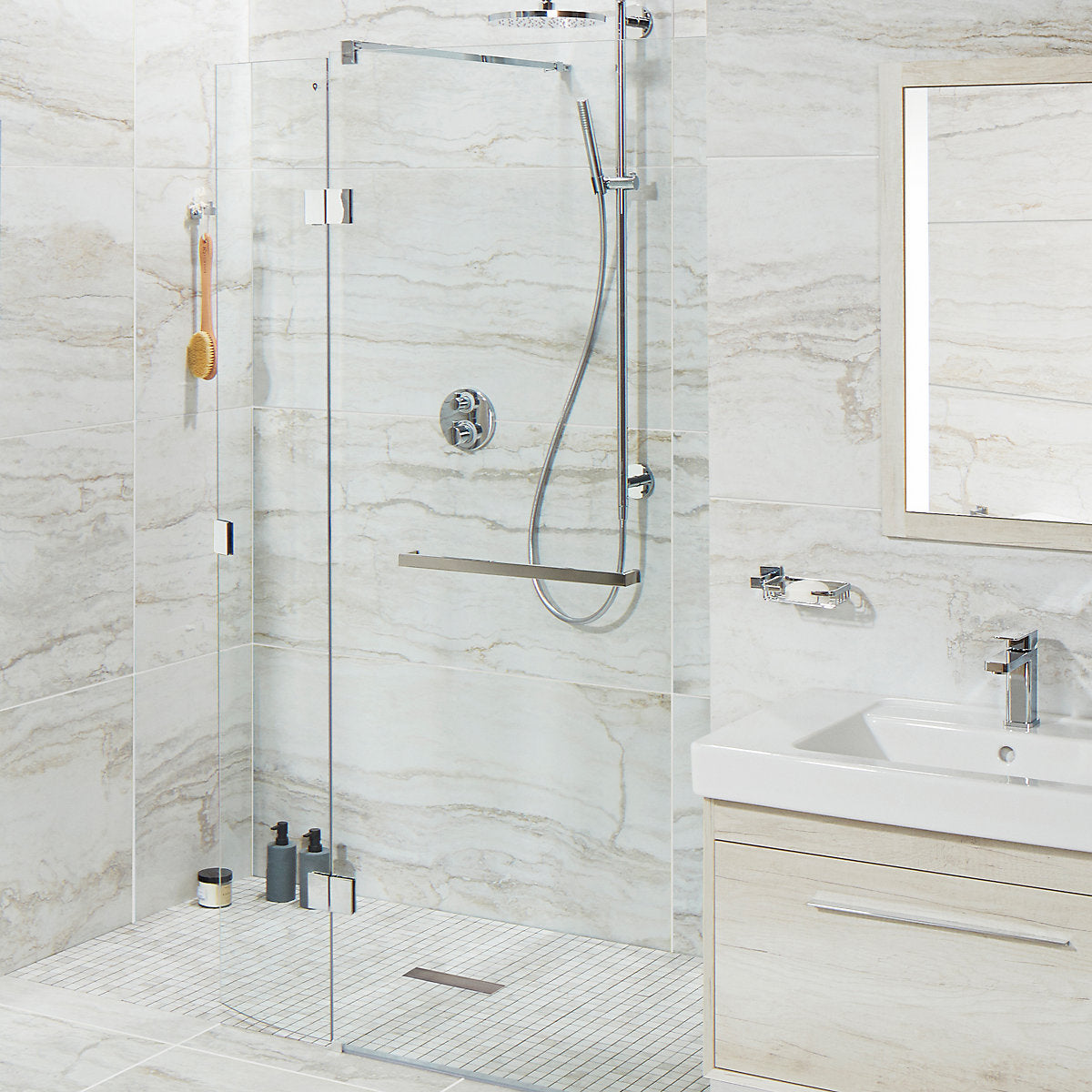 Aquadry Rectangular Centre drain Shower tray (L)1600mm (W)900mm (H) 30mm