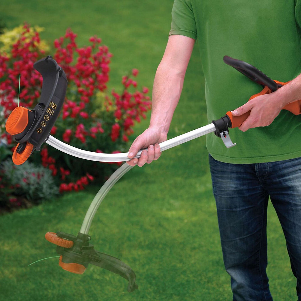 Black & Decker 700W Corded 33cm Grass trimmer - GL7033-GB