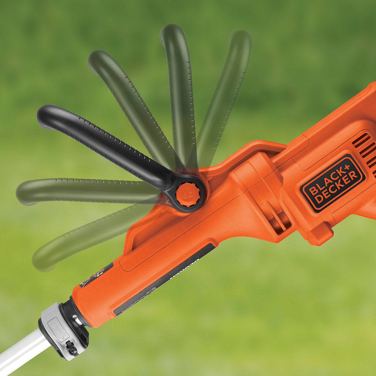 Black & Decker 700W Corded 33cm Grass trimmer - GL7033-GB