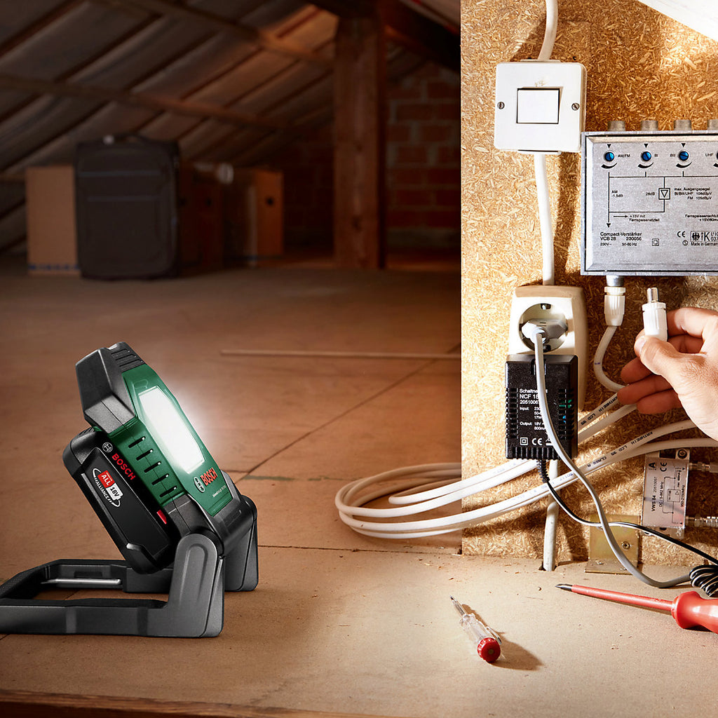 Bosch Battery-powered White Projector lamp