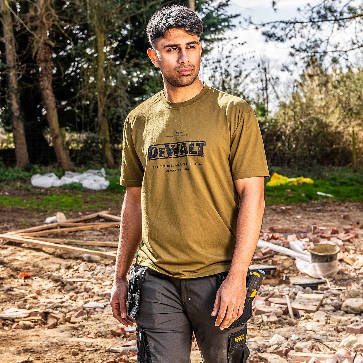 DeWalt Kent Olive T-shirt Medium