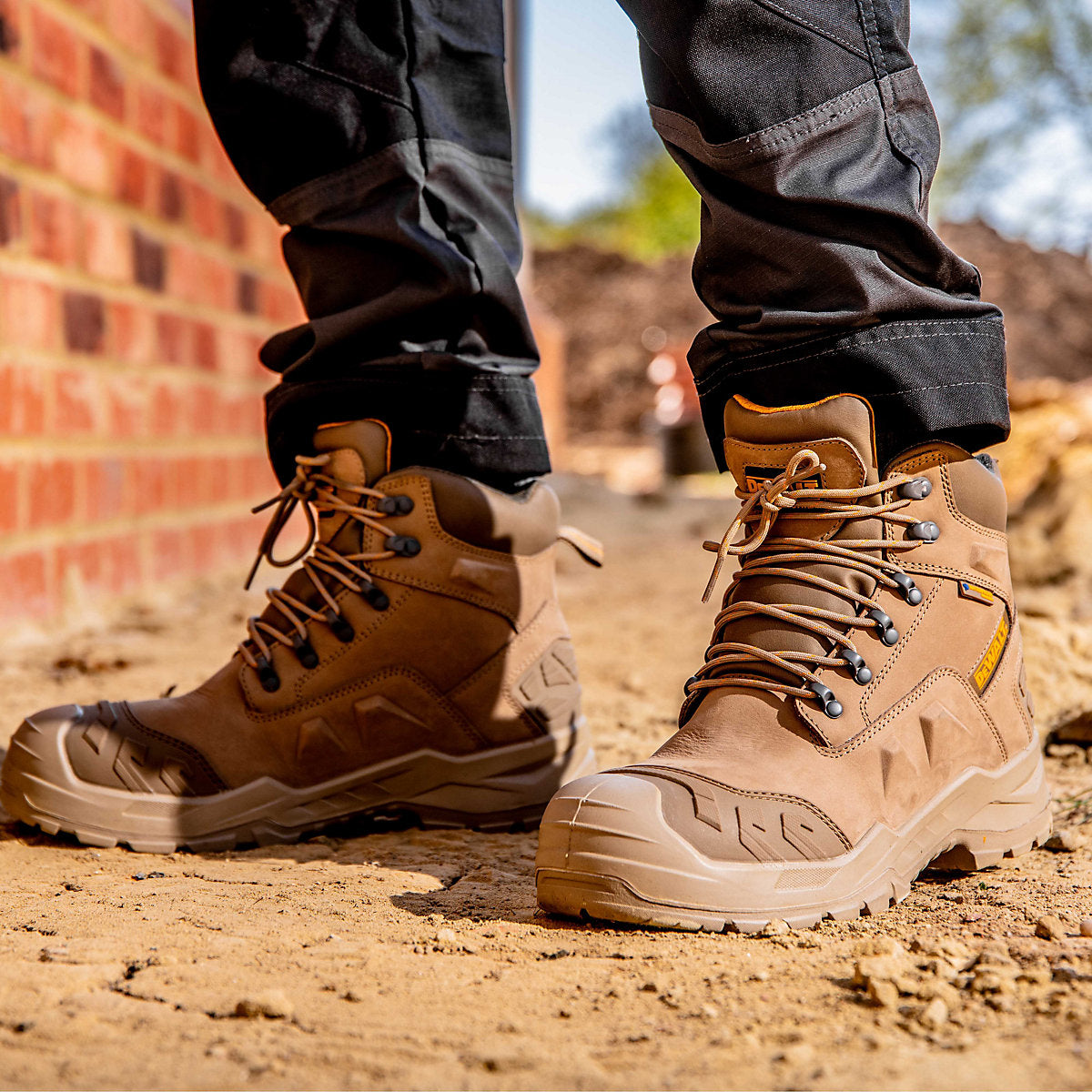 DeWalt Leyton Men's Stone Safety boots, Size 12
