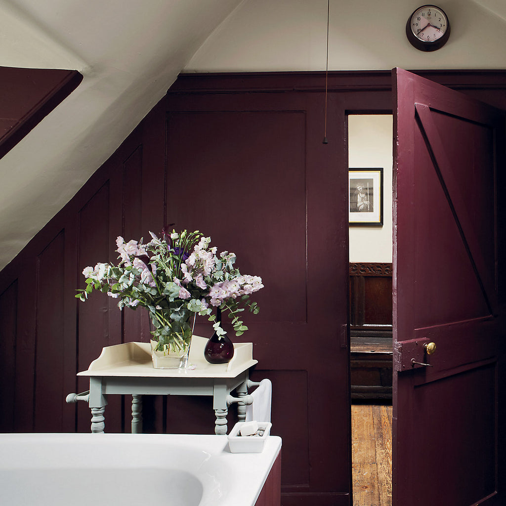 Farrow & Ball Modern Brinjal No.222 Eggshell Paint, 750ml