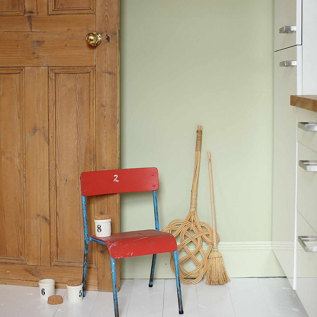 Farrow & Ball Modern Cooking Apple Green No.32 Eggshell Paint, 750ml