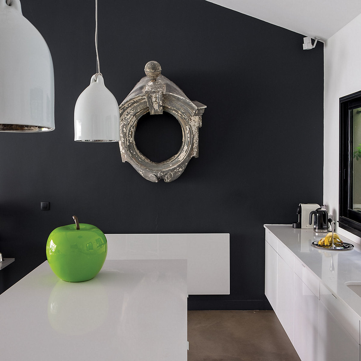 Farrow & Ball Modern Pitch Black No.256 Eggshell Paint, 2.5L