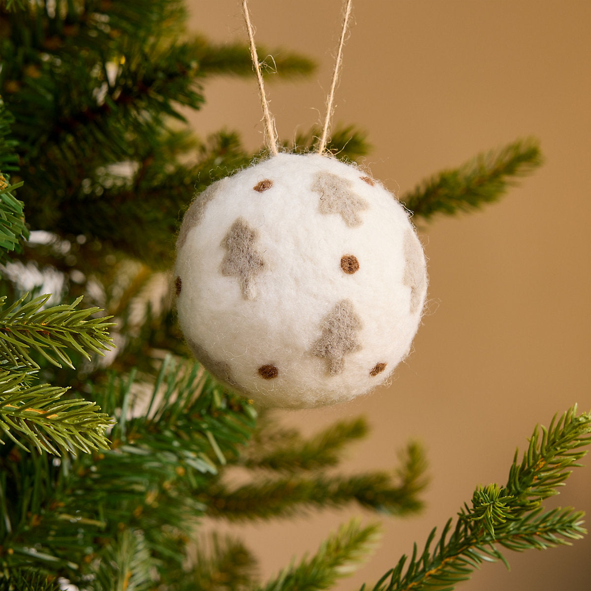 Felt Tree Bauble - White