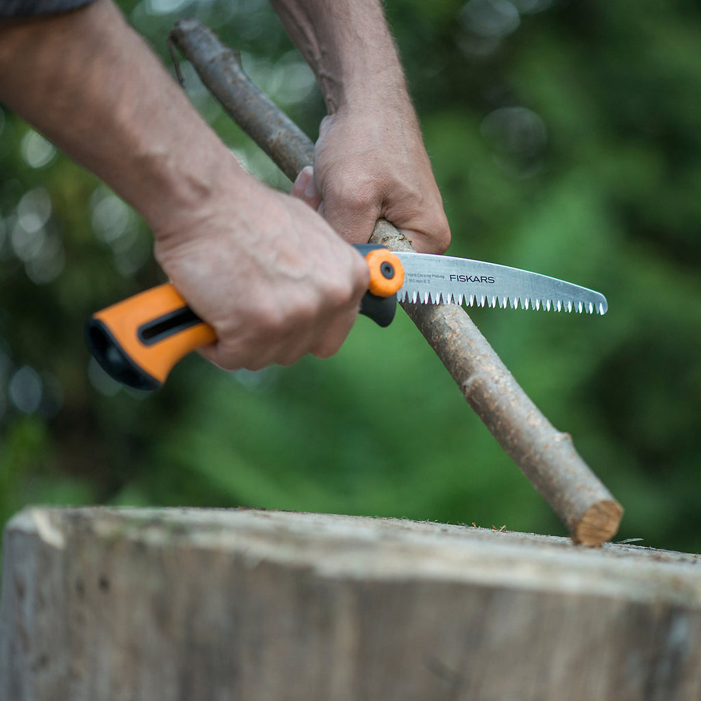 Fiskars Xtract 160mm Soft grip Pruning saw