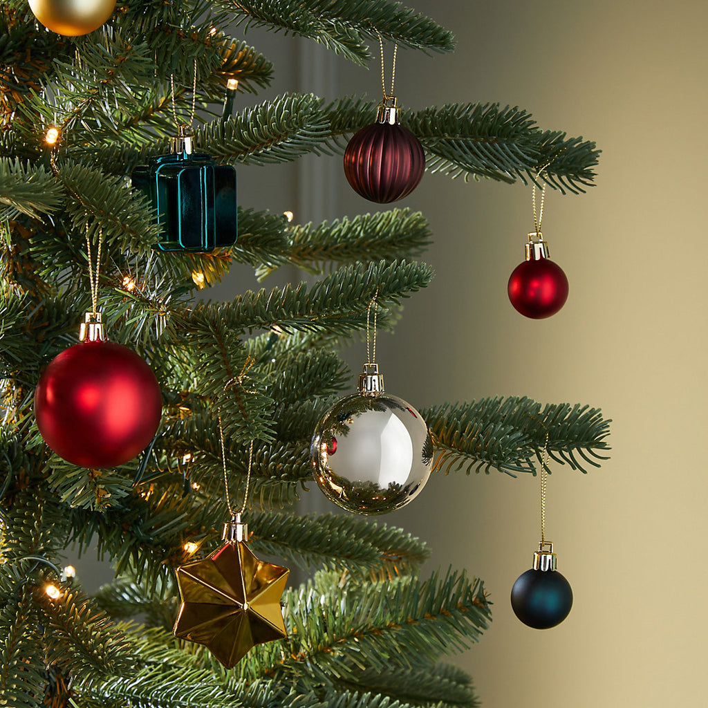 Gloss & matt Assorted Timeless tradition Christmas bauble set, Pack of 50