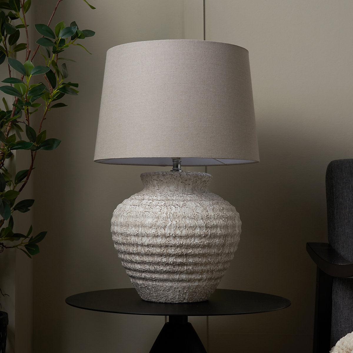 Inlight Riacho Round Matt Sand effect Table lamp