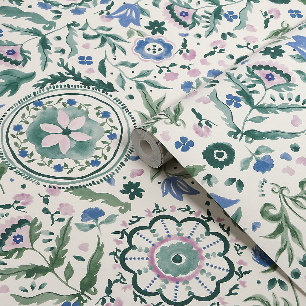 Joules Relaxed Eclectic Cream & Multicolour Floral Patterned Smooth Wallpaper