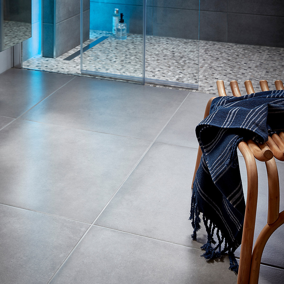 Konkrete Grey Matt Concrete effect Porcelain Indoor Wall & floor Tile Sample