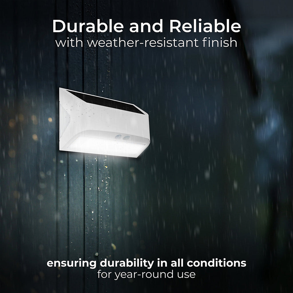 Luceco Prysm Non-adjustable White Battery & solar-powered LED 6W PIR With motion sensor Rectangular Outdoor Wall light