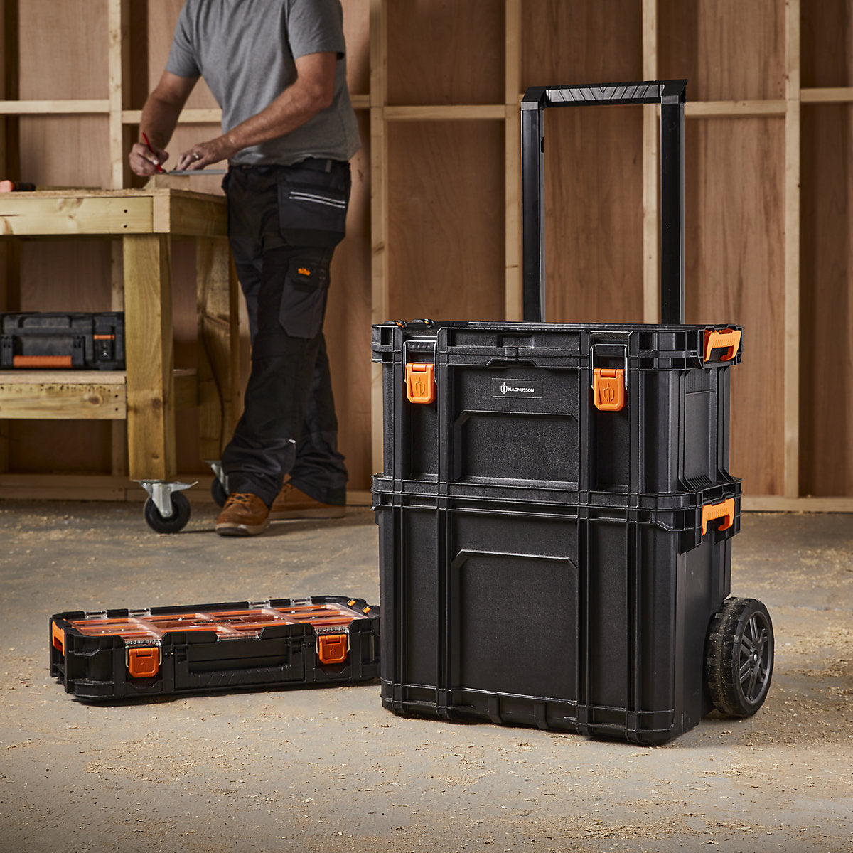 Magnusson Stakkur Black 22in Tool case set