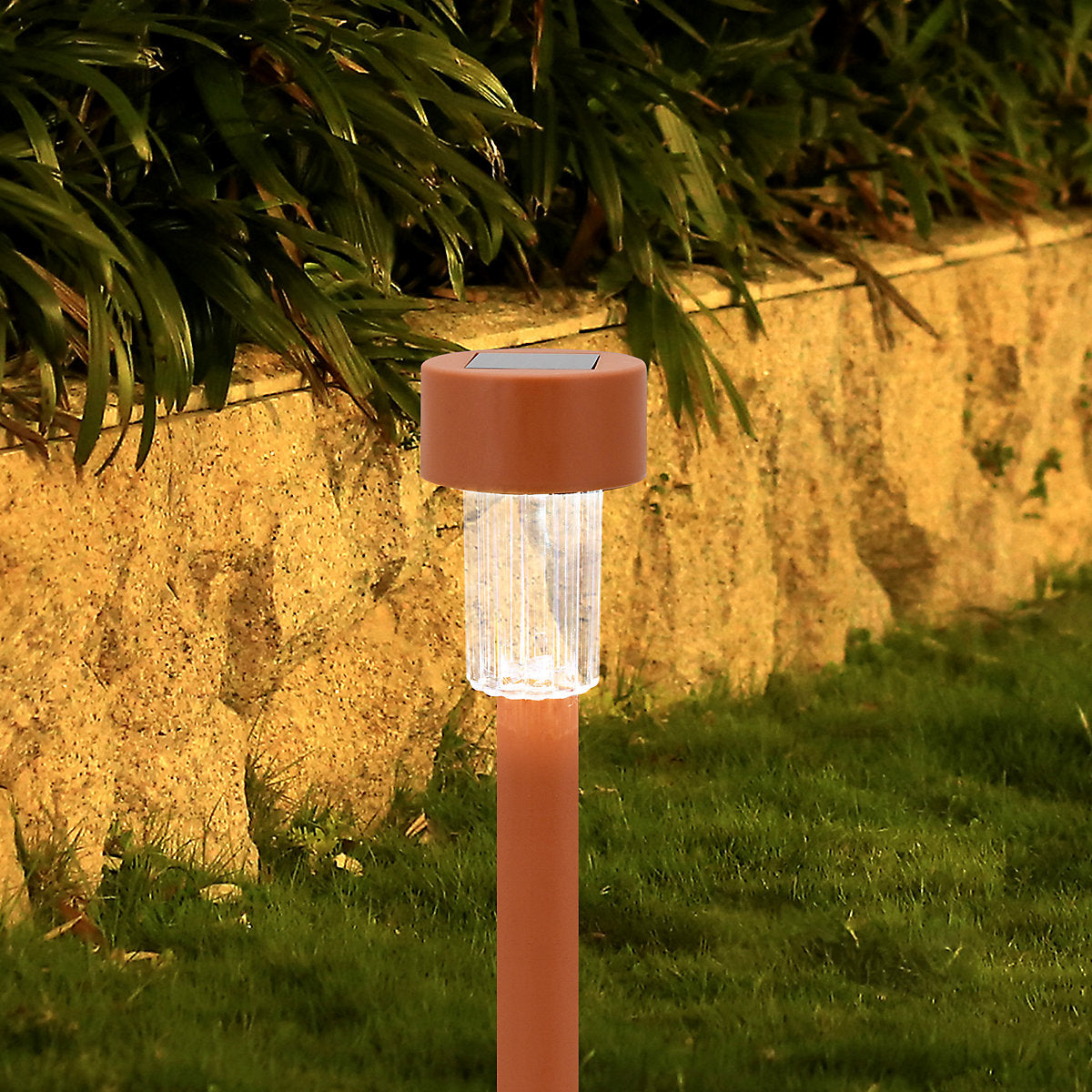 Red Solar-powered 3lm Integrated LED Outdoor Stake light