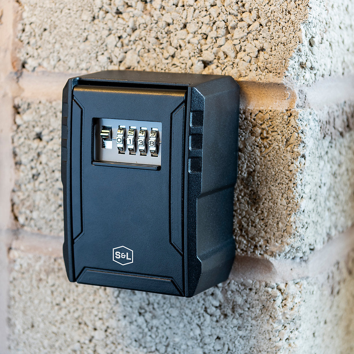 Smith & Locke 4 digit Wall-mounted Internal & external Combination Black Key safe