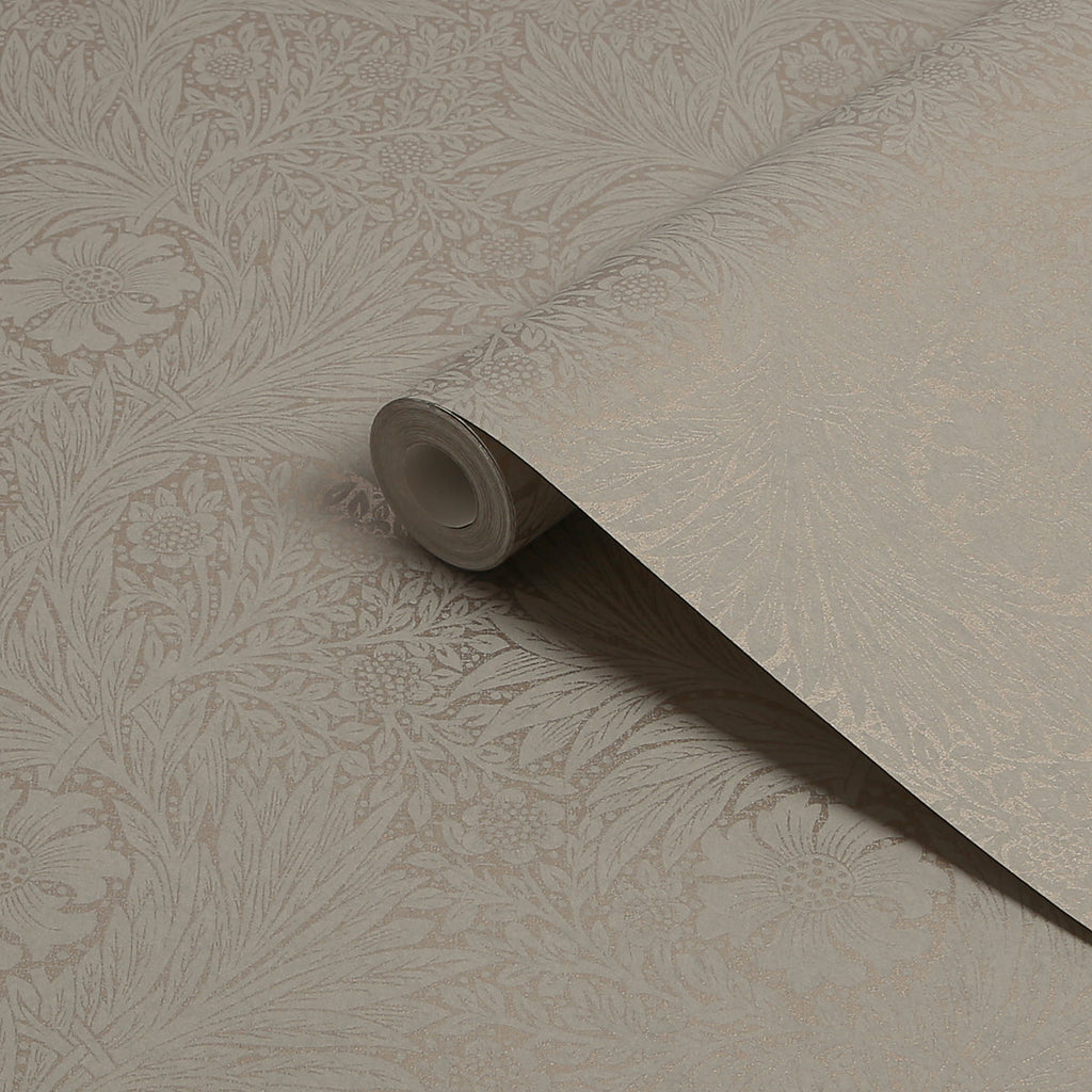 William Morris Gallery Collection Fibrous Neutral Marigold Metallic effect Smooth Wallpaper