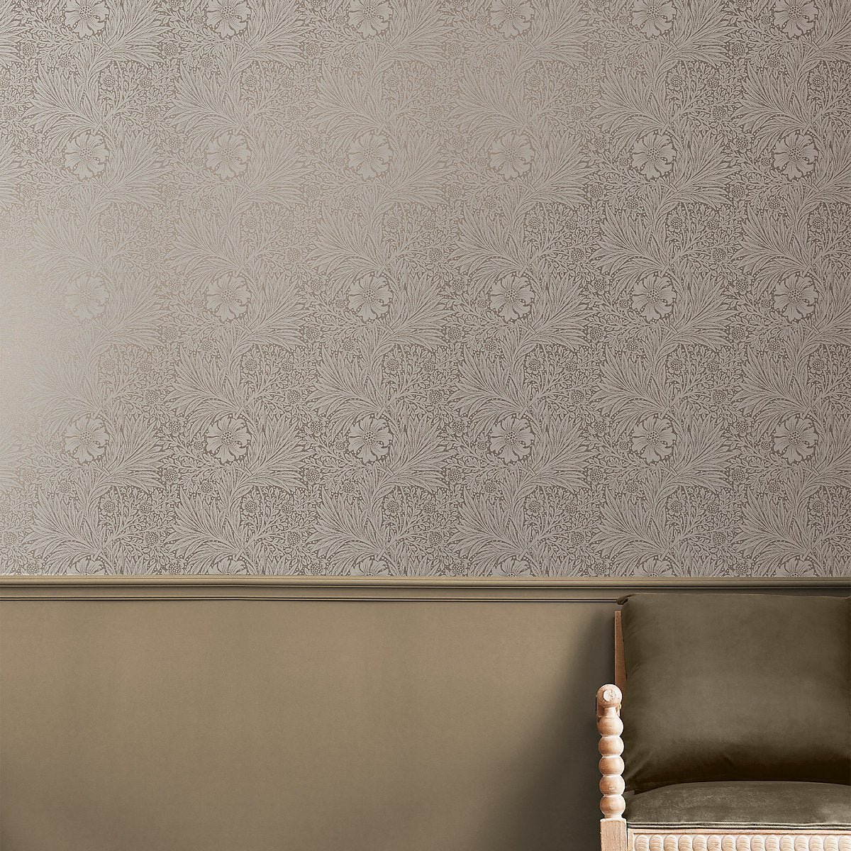 William Morris Gallery Collection Fibrous Neutral Marigold Metallic effect Smooth Wallpaper
