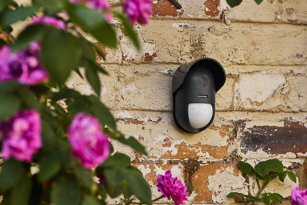Yale Home AL-EPIR-1A-W Wireless Motion sensor