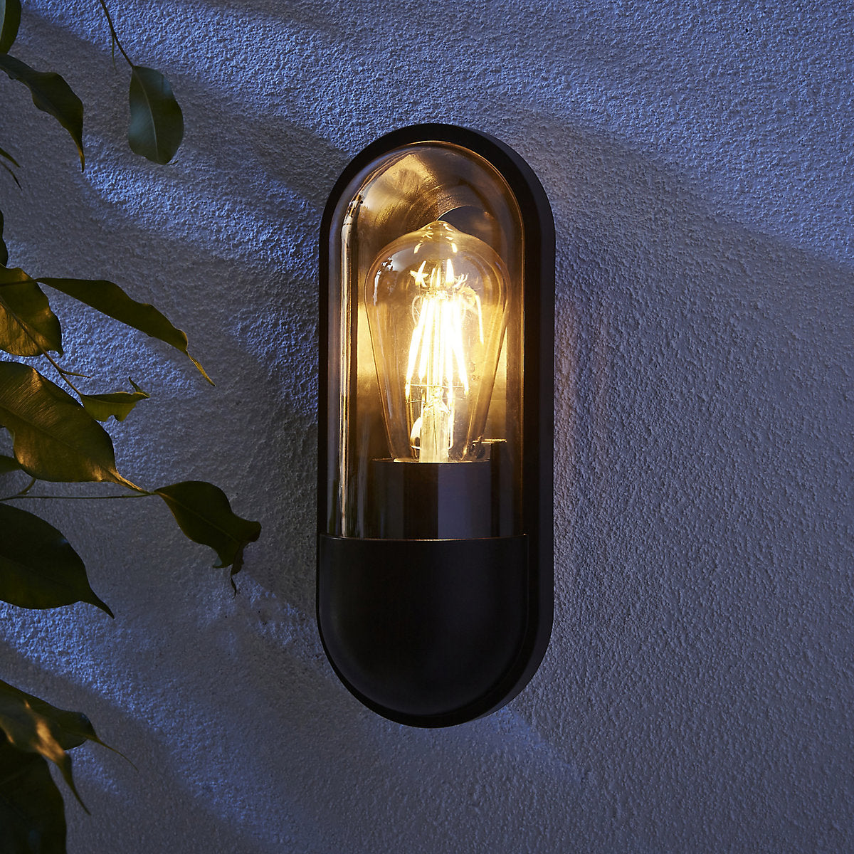 Zinc Kerry Fixed Matt Anthracite Mains-powered LED Outdoor Modern ON/OFF Wall light (Dia)10cm